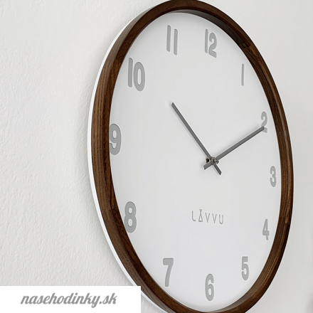 Tmavé drevené hodiny s bielim ciferníkom Lavvu Fade