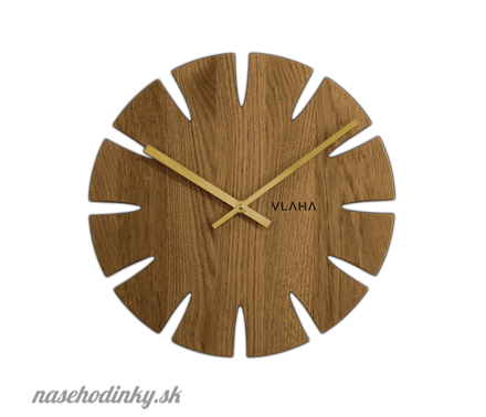 Dubové hodiny  vyrobené v Čechách se zlatými ručkami